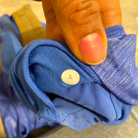 Lululemon Run For Your Life Tank Layered Built in Bra royal blue/purple Sz 4 - Picture 8 of 8